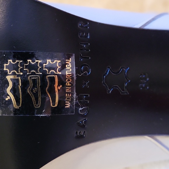 Each Other White Ankle Boots - Picture 5 of 5